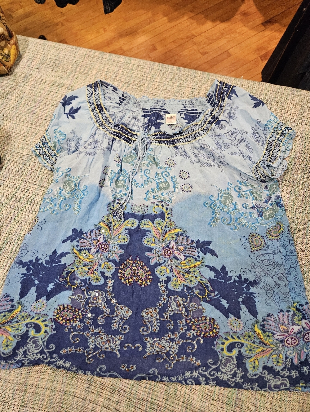 Bila Boho Floral Blue Peasant Top *Missing Some Sequins*